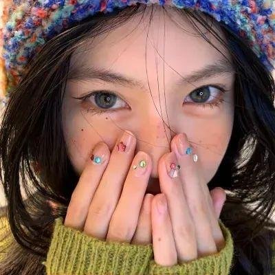 旅途中真挚友情的意外交织