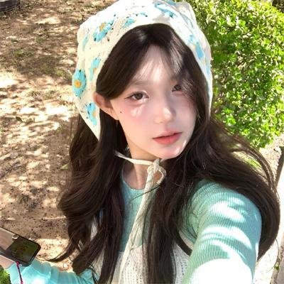 两位行者携手迎接未知冒险